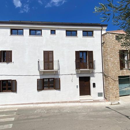 La Casa Di Natalie Apartamento Girasole Exterior foto