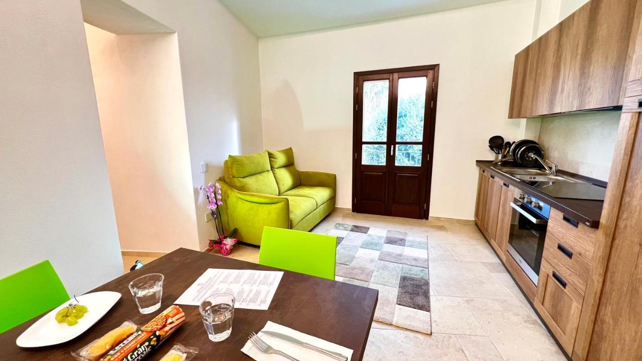 La Casa Di Natalie Apartamento Girasole Exterior foto